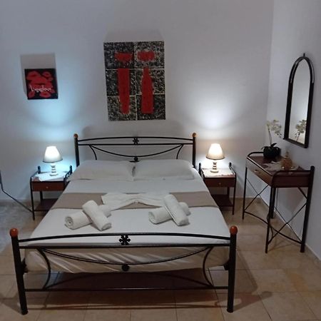 SarandëAggelis Houseアパートメント エクステリア 写真
